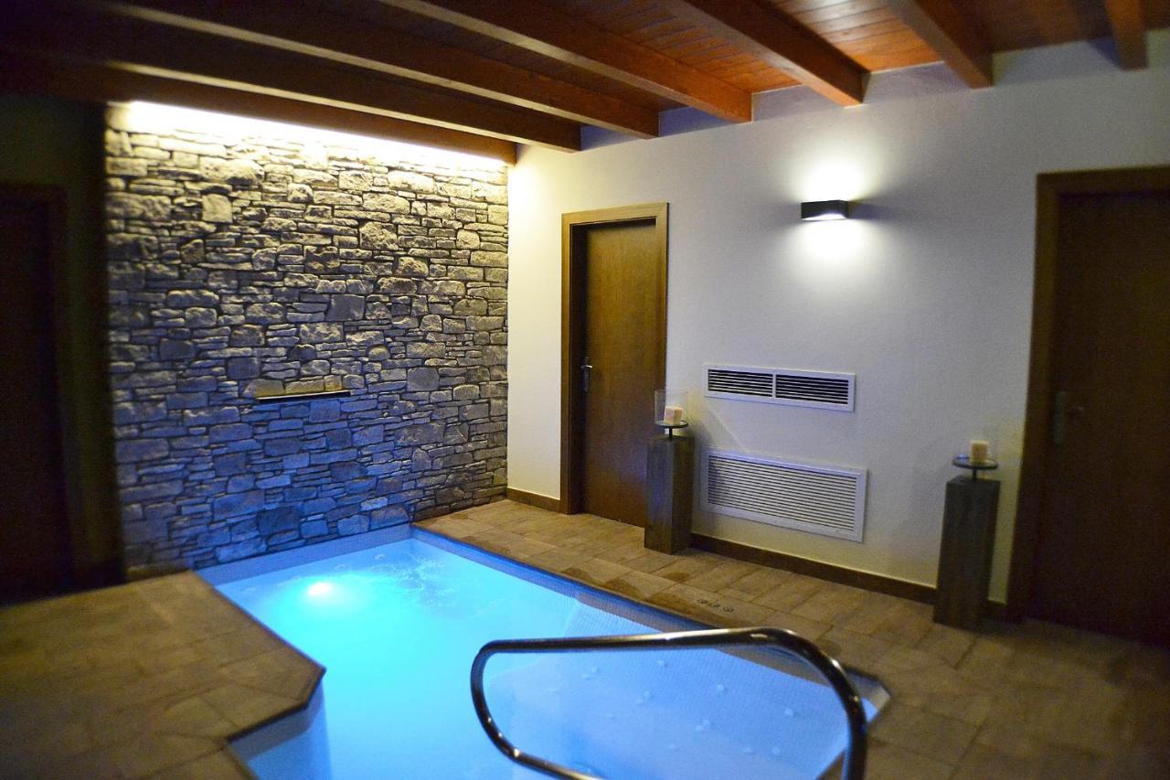 Alba D'Esteve. Casa Rural Espot Esterno foto