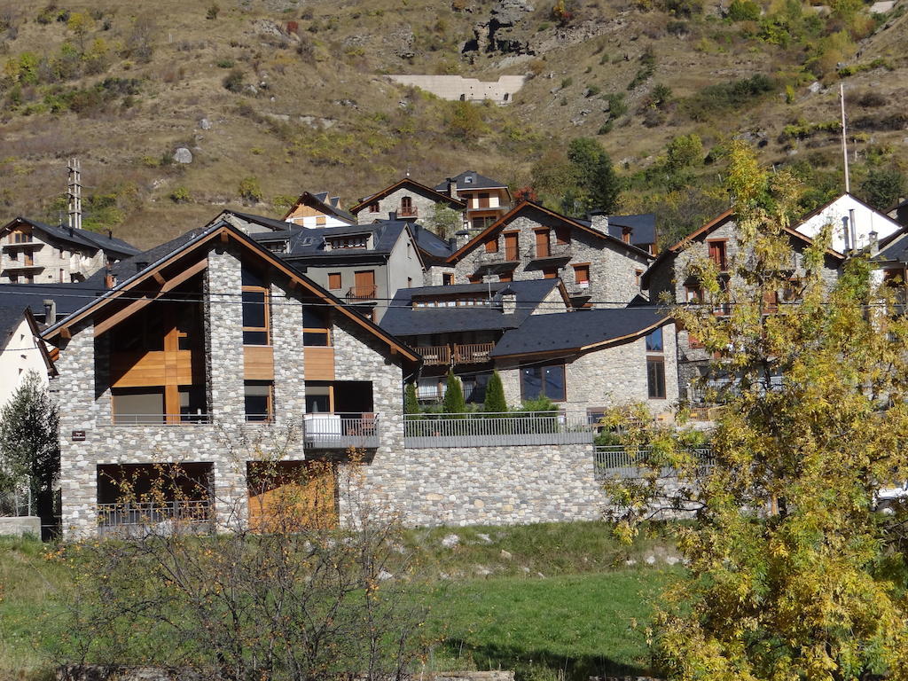 Alba D'Esteve. Casa Rural Espot Esterno foto